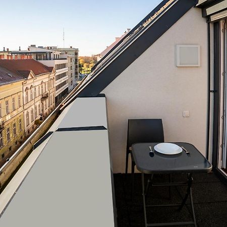 Dream Apartman 1 With Free Parking Győr Extérieur photo