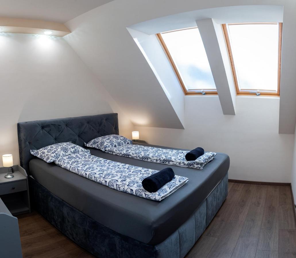 Dream Apartman 1 With Free Parking Győr Extérieur photo