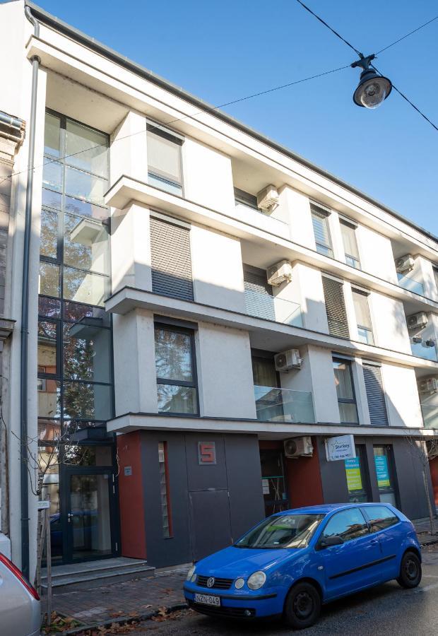 Dream Apartman 1 With Free Parking Győr Extérieur photo